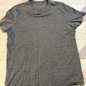 Icebreaker Men's Heather Gray Short Sleeve Tee